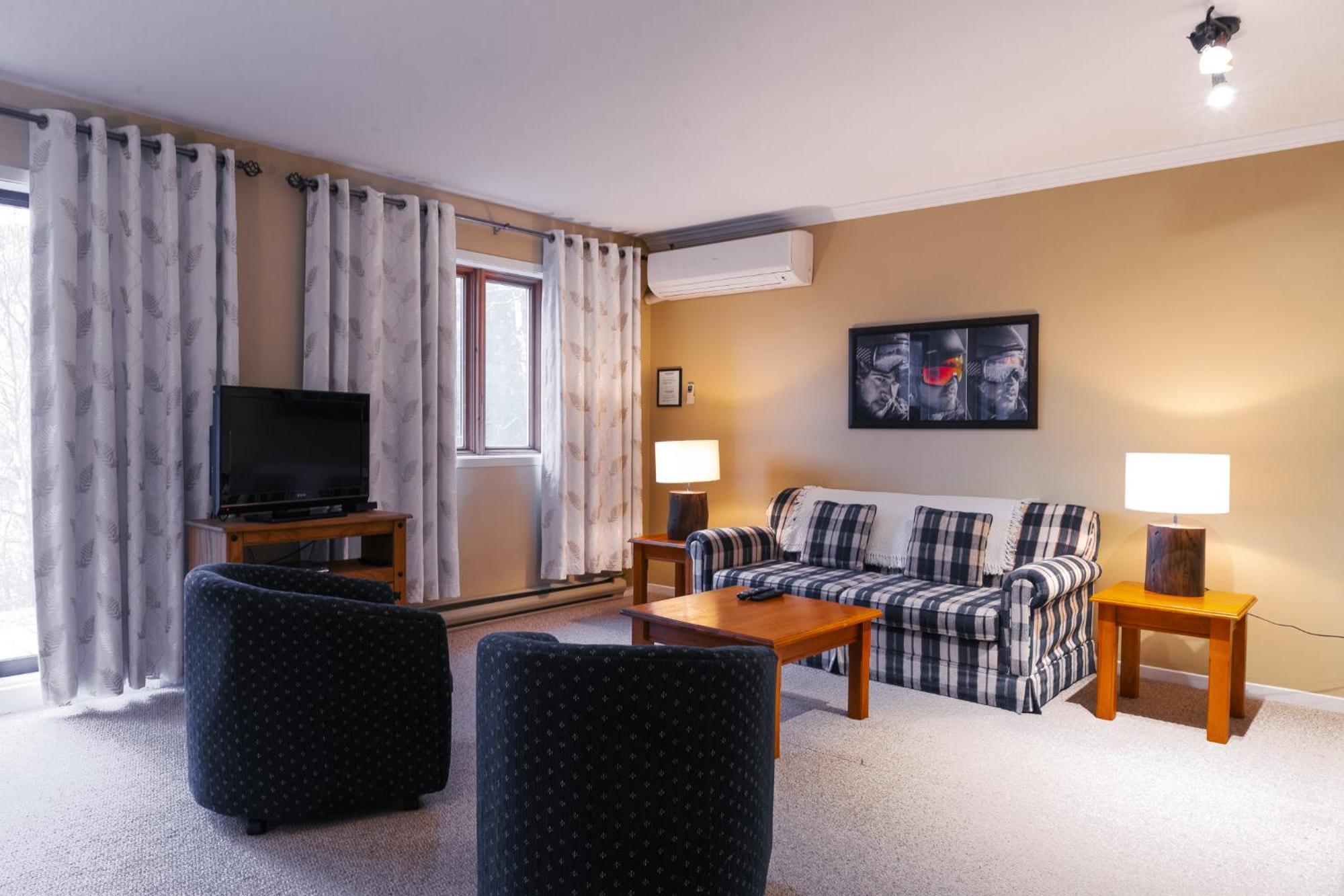 Mont Blanc Hotel & Condos Saint-Faustin Dış mekan fotoğraf